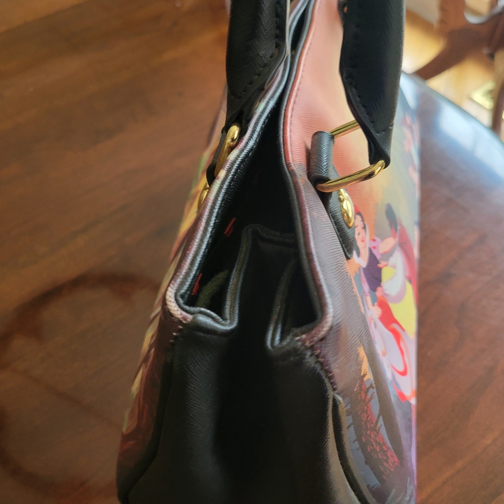 Loungefly Disney Snow White Purse RARE - Picture 6 of 16
